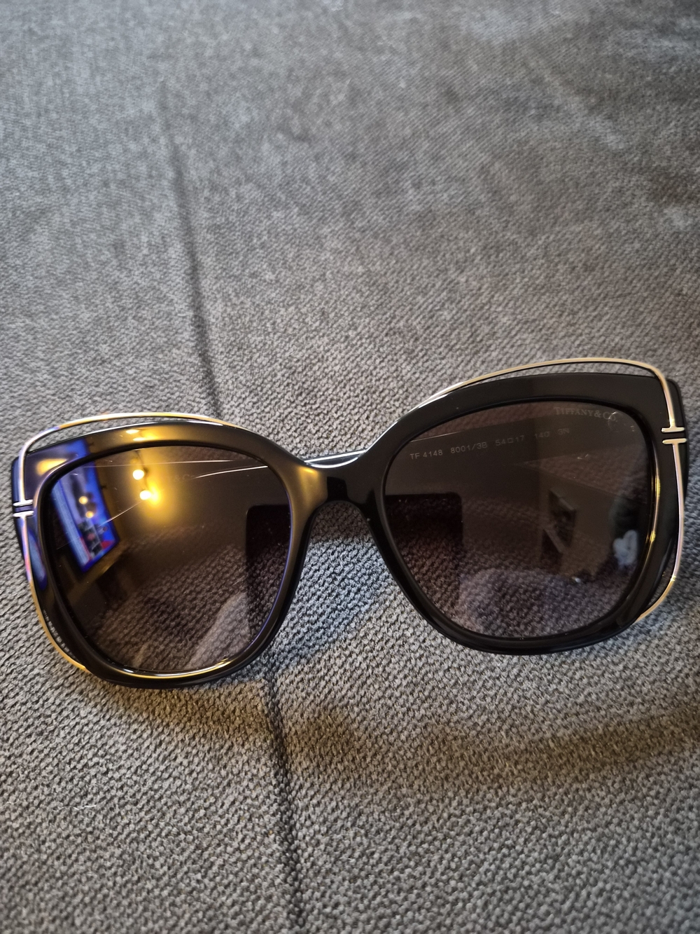Like New Tiffany & Co. Black Cat-Eye Sunglasses With Emblematic Tiffany T Design